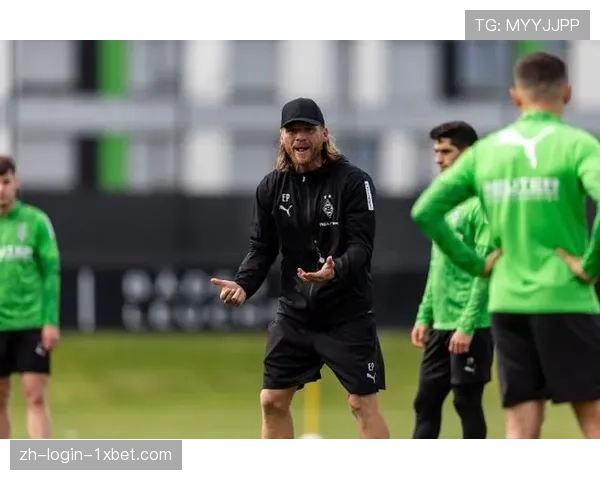 门兴352体系蜜月期已过 波兰斯基临场调整缺乏B计划